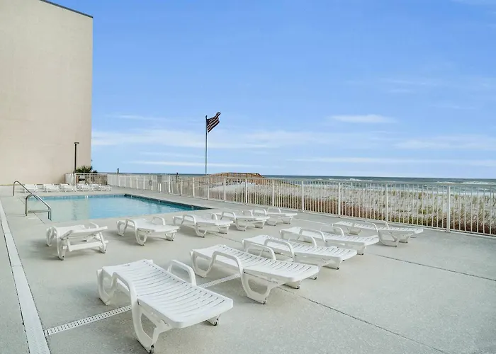 Summer Dates Still Available! Tropical Winds 703! Apartment Gulf Shores