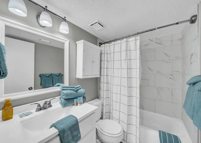 Apartment Summer Dates Still Available! Tropical Winds 703! *