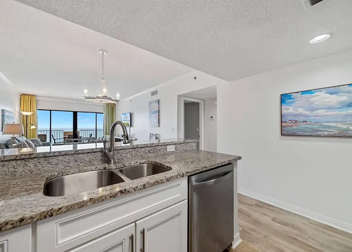 Apartment Summer Dates Still Available! Tropical Winds 703! *